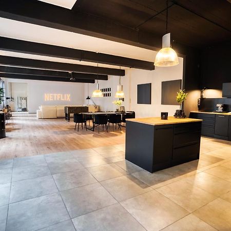 Design Loft - 200Qm2 - Heimkino - Bestlage - Parkplatz Wiesbaden Kültér fotó