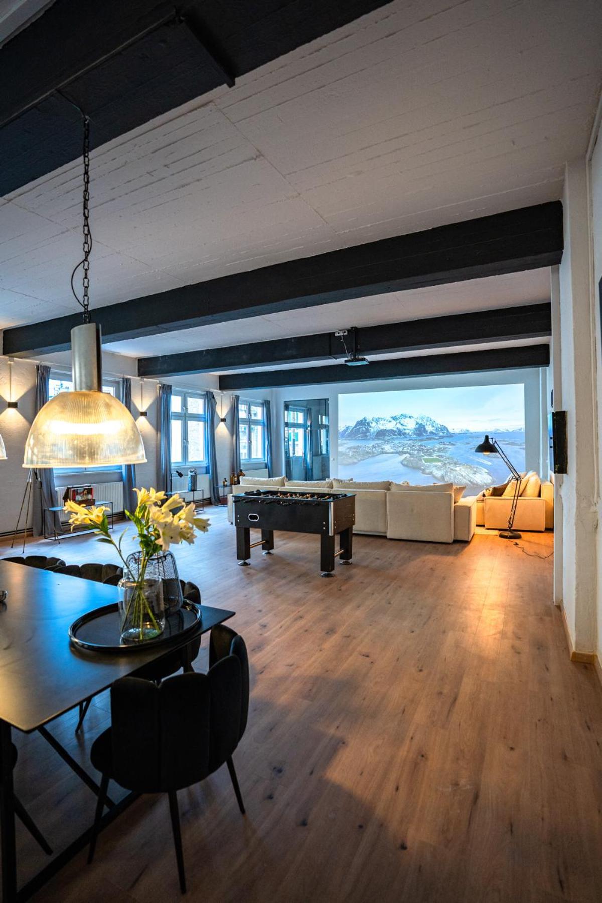 Design Loft - 200Qm2 - Heimkino - Bestlage - Parkplatz Wiesbaden Kültér fotó